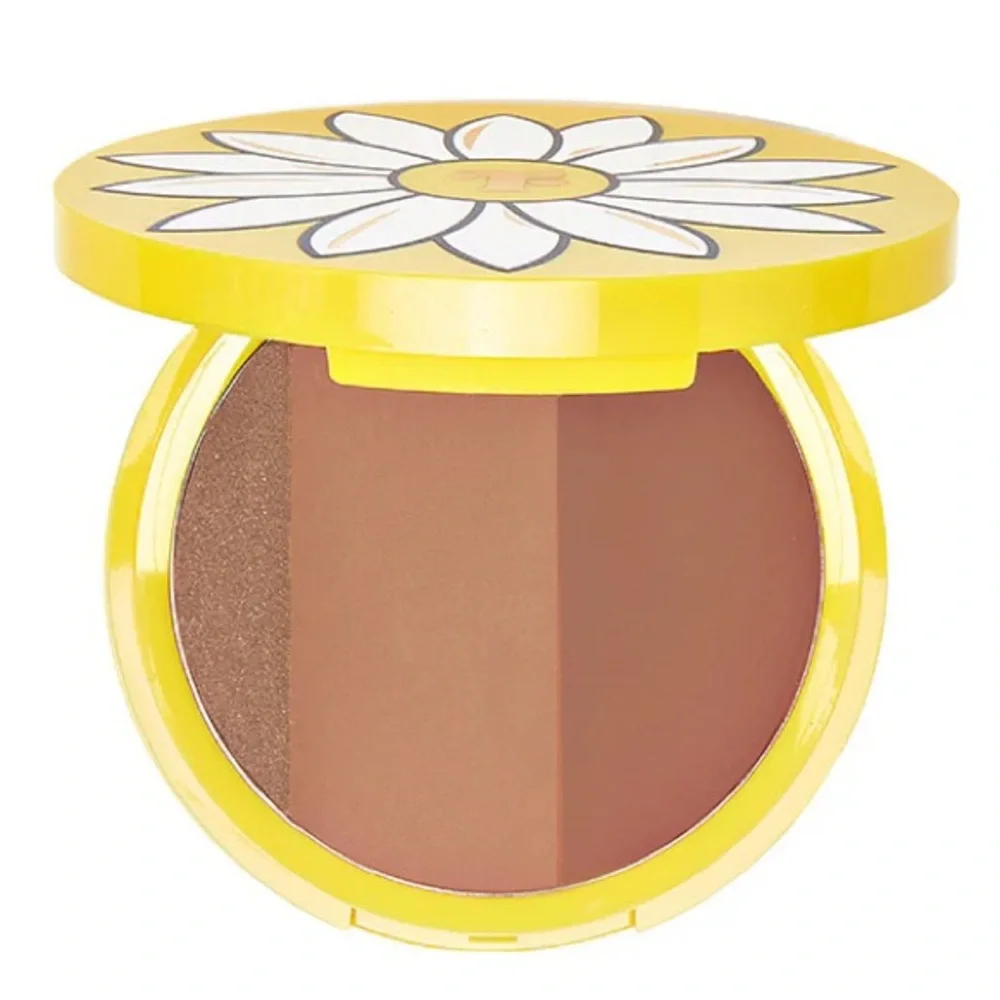 Trixie Cosmetics Flower Power Groovy Gardenia Large Bronzer NIB